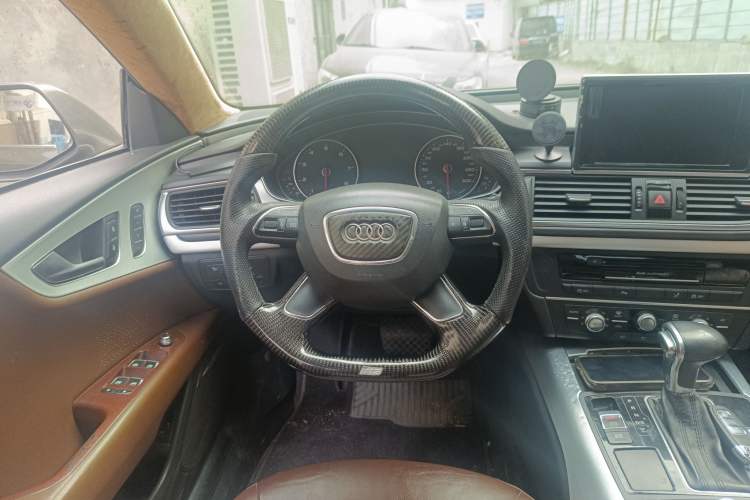 Used Audi A7 2013 35 FSI quattro Ambition Edition Steering Wheel