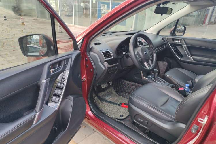 Used Subaru Forester 2016 2.5i Prestige Navigation Edition