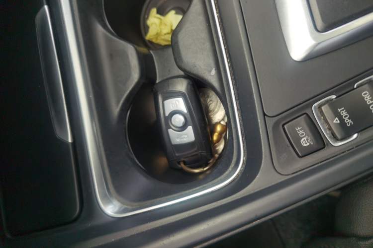 Used BMW 3 Series 2015 316Li Fashion Model Vehicle Key