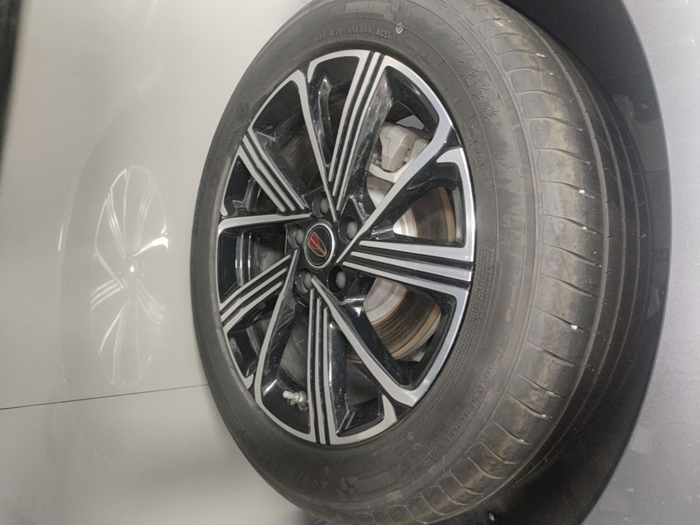 Hongqi H5 PHEV 2025 170 Super Hybrid Version — снимка 11