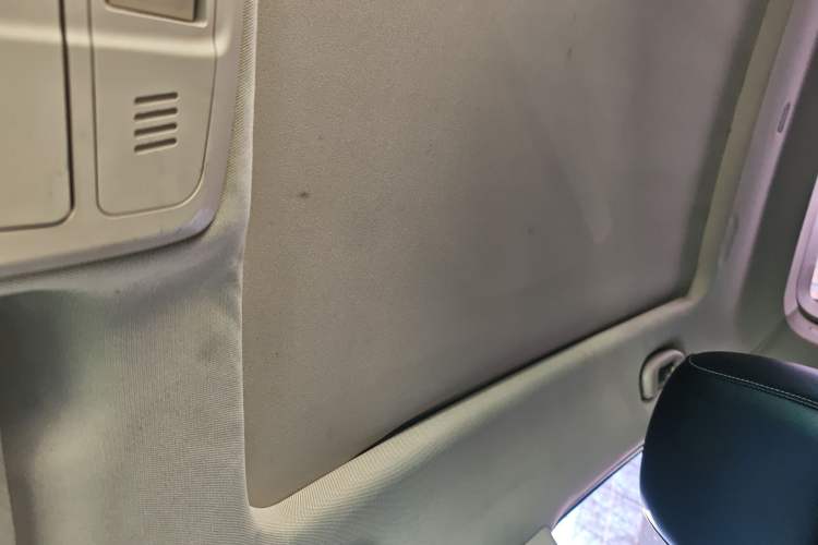 Used Buick Envision 2016 20T Two-Wheel-Drive Elite Model
