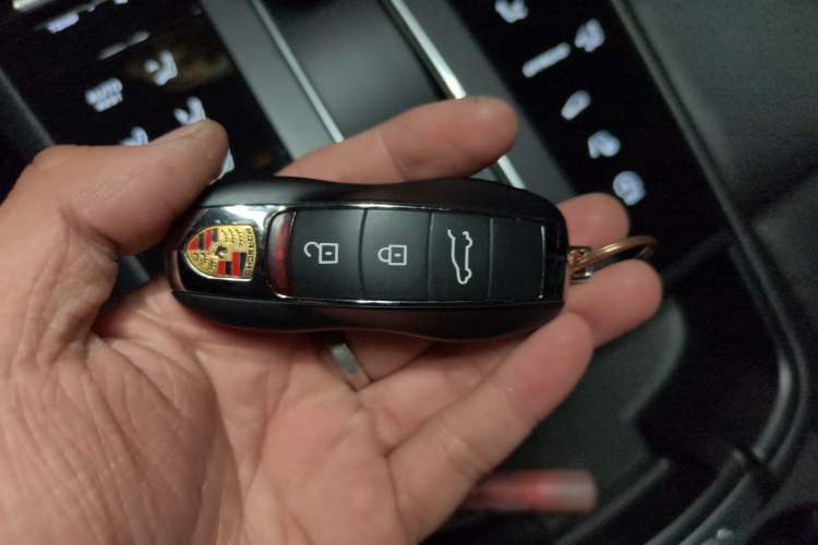 Used Porsche Macan 2022 Macan 2.0T
