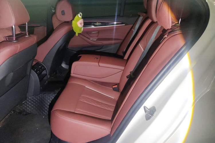 Used BMW 5 Series 2022 Second Facelift 525Li M Sport Package Left Rear Seat