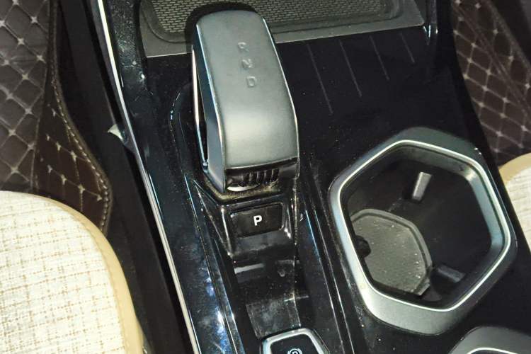 Used Geely Auto FX11 2023 1.5TD DCT Prestige Edition
