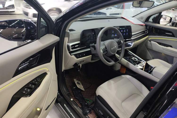 Used Kia Sportage (Chinese Domestic Model) 2023 1.5T Two-Wheel Drive Prestige Edition Interior 3