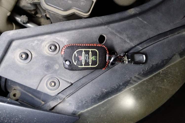 Used Volkswagen Sagitar 2011 1.4 TSI Automatic Tech Model
