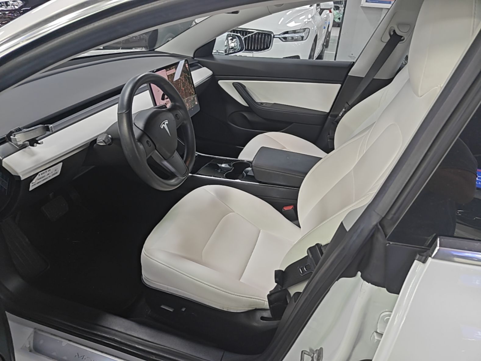 Vordere Reihe im Auto