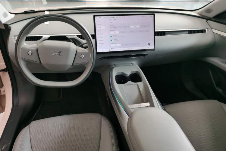 Used XPeng MONA M03 2024 620 with Ultra-Long Range