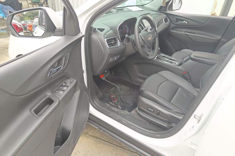 Used Chevrolet Equinox 2019 535T Automatic Chijie Edition China V Standard Driver Seat