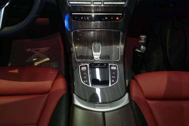 Used Mercedes-Benz GLC 2020 GLC 260 L 4MATIC Luxury Model
