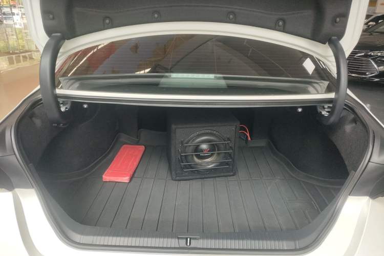 Used Toyota Avalon 2022 Dual-Engine 2.5L XLE Premium Edition
