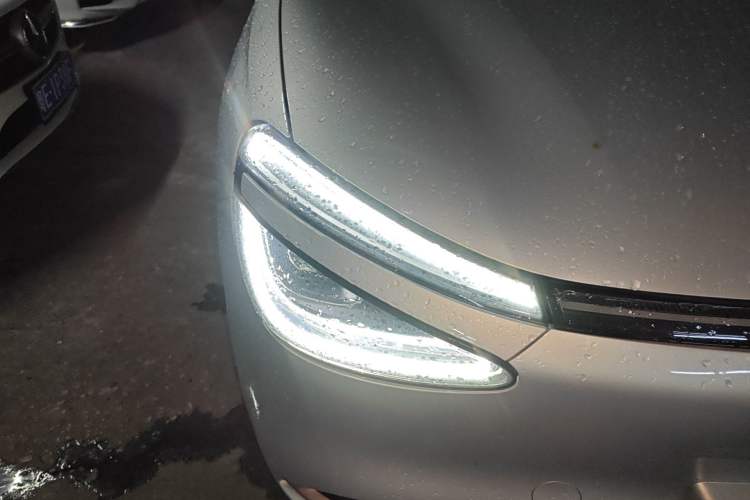 Used Dongfeng NAMMI 01 2024 New Edition 330 Plus Smart+
