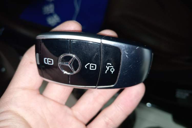 Used Mercedes-Benz E-Class 2019 Facelifted E 300 L Stylish Version
