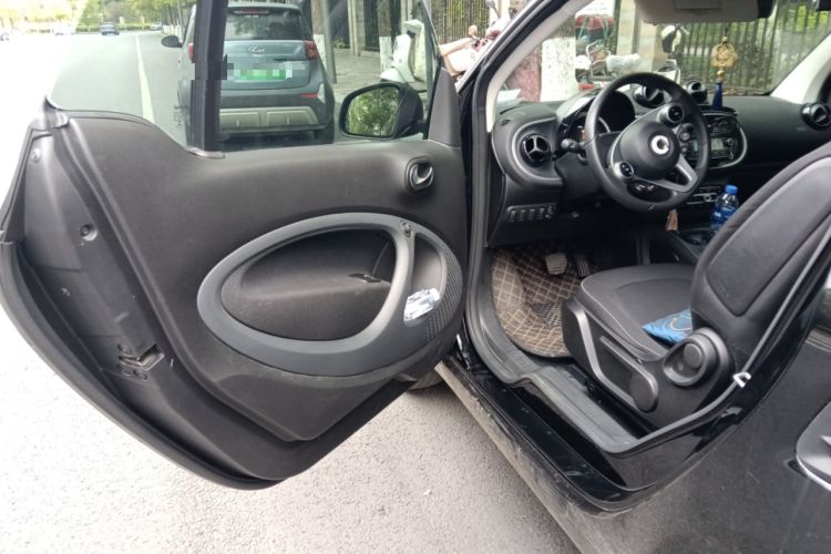 Used smart fortwo 2018 1.0L 52kW Hardtop Passion Edition China V Standard