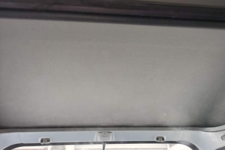 Used Wuling Zhiguang 2020 1.2L Van Utility Model China VI Emission Standard 2 Seats LSI