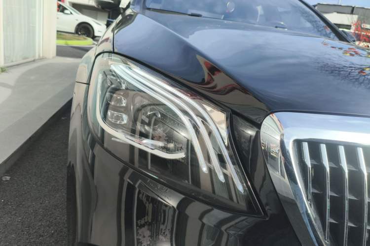 Used Mercedes-Benz Maybach S-Class 2017 S 400 4MATIC Right Front Headlight