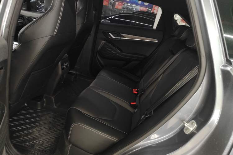 Used JAC QX PHEV 2023 120km Jingchi Edition Left Rear Seat