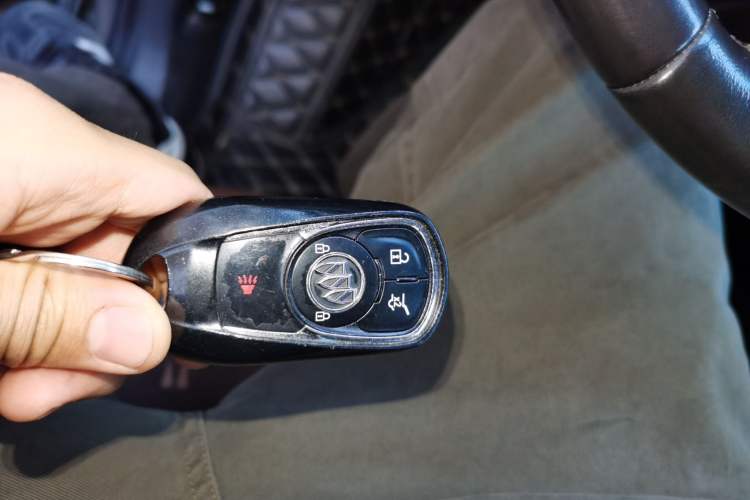 Used Buick Envision 2019 28T 4x4 Elite Version China V Standard Vehicle Key
