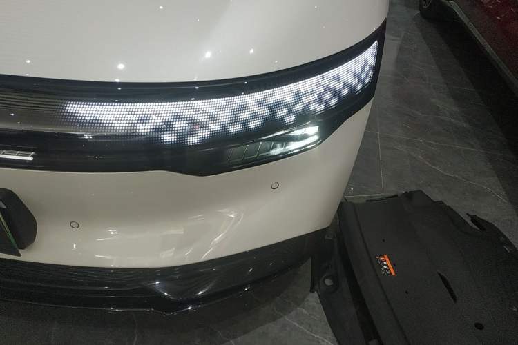 Used Zeekr 007 2024 Rear-Drive Intelligent Driving Version 75 kWh
