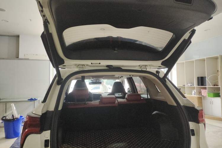 Used CHANGAN CS75 PLUS 2021 2.0T Automatic Pilot Version Trunk