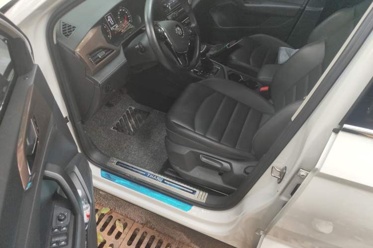 Used Volkswagen Tharu 2020 280TSI Two-Wheel Drive Comfort Edition China VI Standard Left Front Seat