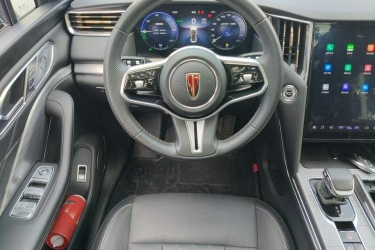 Used Hongqi HS7 PHEV 2024 2.0T PHEV Four-Wheel Drive Flagship Edition 6 Seats Steering Wheel