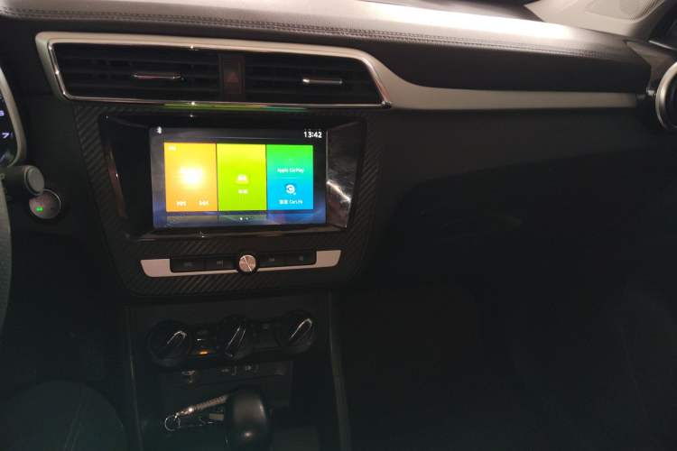 Used MG ZS 2018 1.5L Automatic Luxury Edition China V Standard