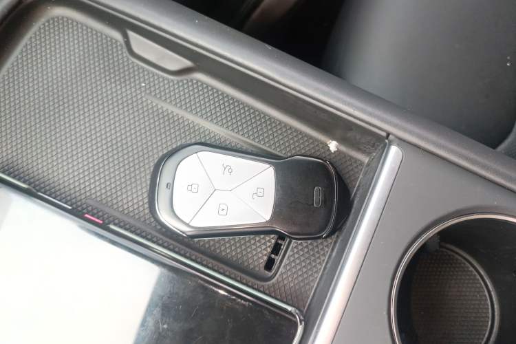 Used XPeng G6 2023 755 Ultra-Long Range Pro Vehicle Key