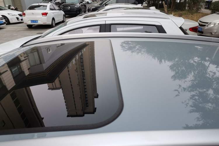 Used Geely Auto Emgrand S 2022 1.4T CVT Crossover Player Edition