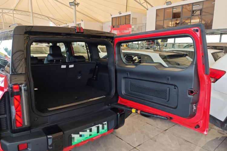 Used iCAR 03T 2024 501km Four-wheel Drive Long-Range Version Trunk