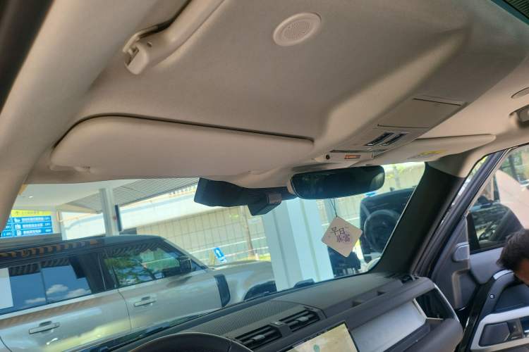 Used Land Rover Defender 2024 90 2.0T P300 S Headliner