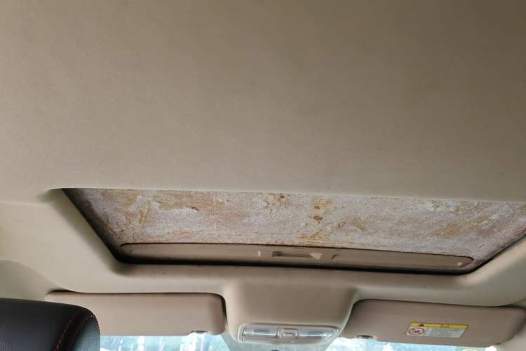 Used Lifan Auto Myway 2016 1.5L Manual Elite Version Headliner