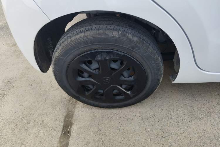 Used JMEV Xiao Qilin 2024 201km Comfort Version Right Rear Wheel Hub