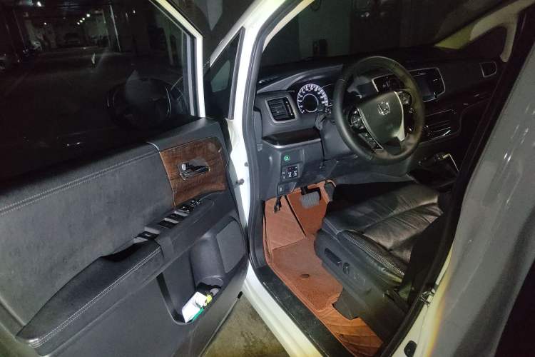 Used Honda Odyssey 2015 2.4L Smart Edition