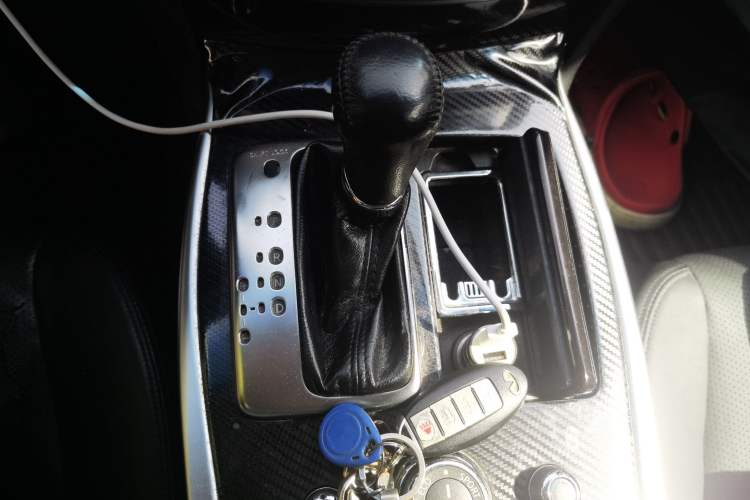 Used Infiniti M Series 2012 M25L Elegance Edition
