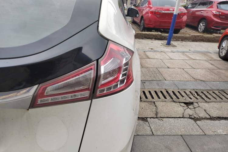 Used Luxgen U6 SUV 2014 1.8T Fashion Edition
