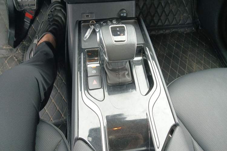 Used Hongqi E-QM5 2023 Revised Version Basic Travel Edition
