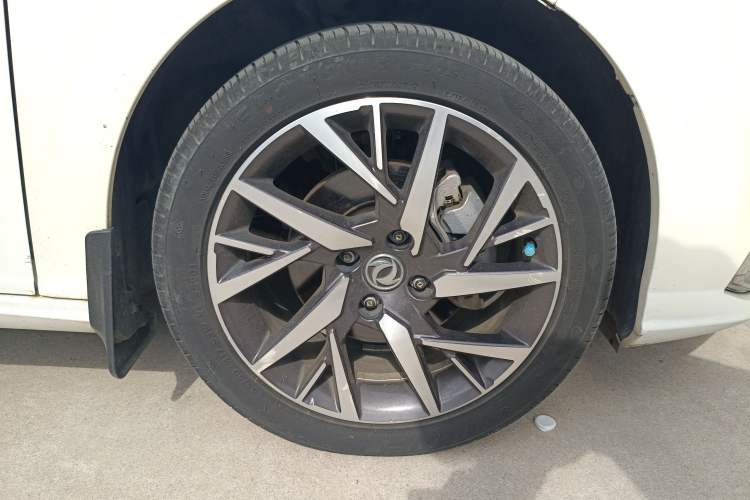 Used Dongfeng Aeolus Yixuan 2020 230T Automatic Advanced Edition