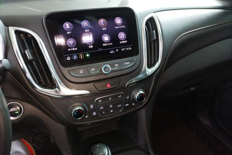 Used Chevrolet Equinox 2019 535T Automatic YuJie Edition China V Standard Audio And AC Panel