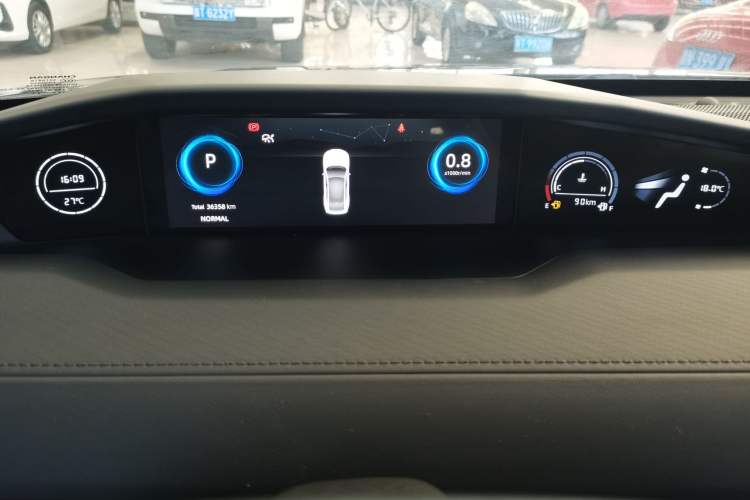 Used CHANGAN UNI-V 2023 1.5T Prestige Model Instrument Cluster