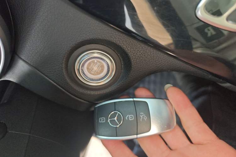 Used Mercedes-Benz GLC 2021 GLC 260 L 4MATIC Luxury Model