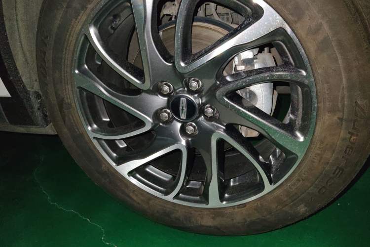 Used Lincoln Corsair 2021 2.0T Two-Wheel-Drive Luxury Edition