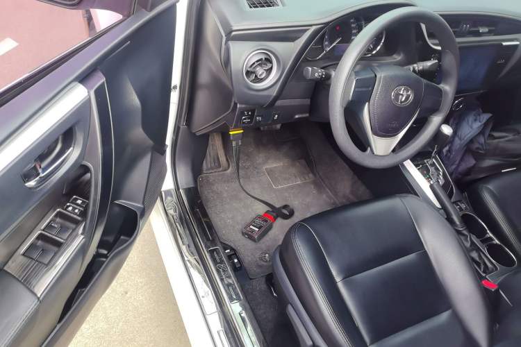 Used Toyota Corolla 2017 Revised Version 1.2T S-CVT GL