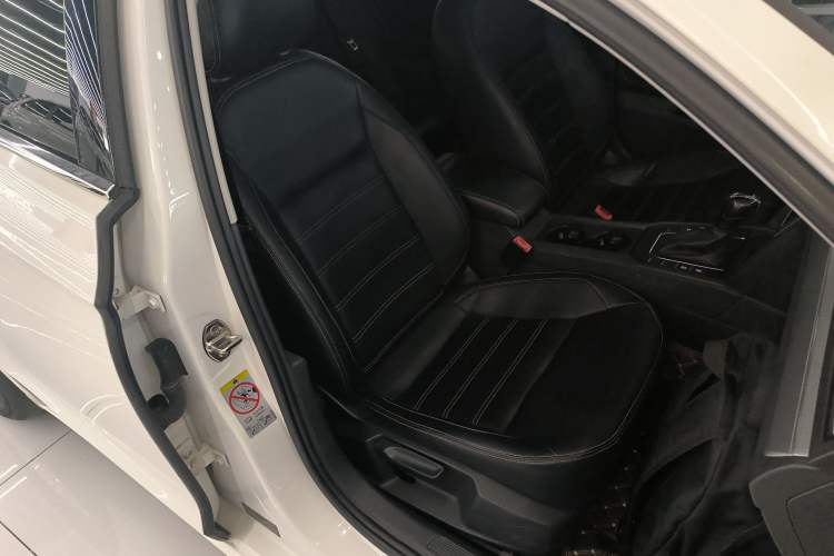 Used Volkswagen Lamando 2018 230TSI DSG Fashion Edition