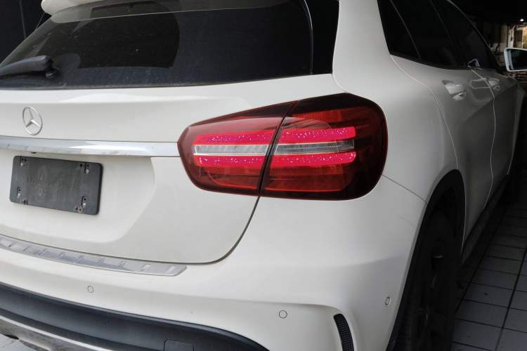 Used Mercedes-Benz GLA 2019 GLA 200 Fashion Model Right Rear Taillight