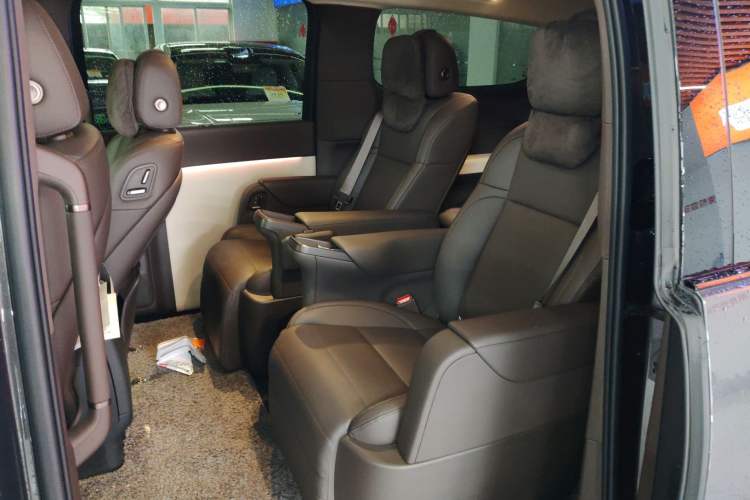 Used Li Auto MEGA 2024 Ultra Model