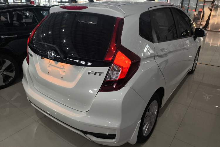 Used Honda Fit 2018 1.5L CVT Comfort Sunroof Version
