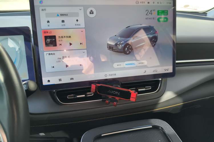 Used AION V 2021 Plus 70 Smart Technology Edition Lithium Iron Phosphate Audio And AC Panel