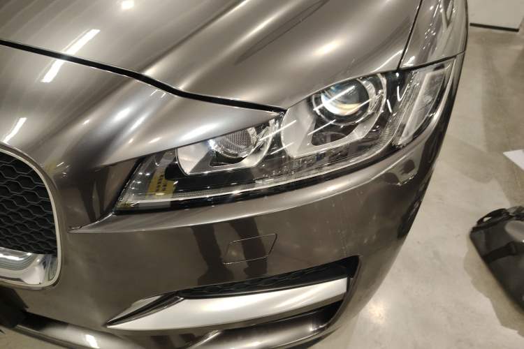 Used Jaguar F-PACE 2018 2.0T Four-Wheel Drive Urban Luxury Edition
