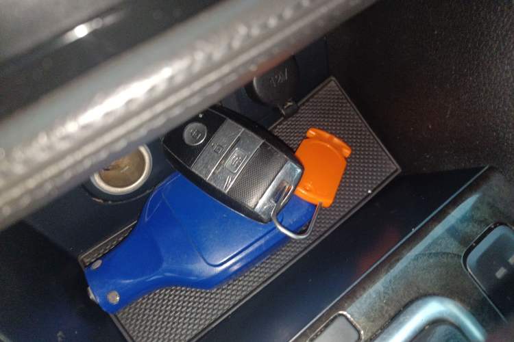 Used Kia K5 2015 2.0L Automatic LUX